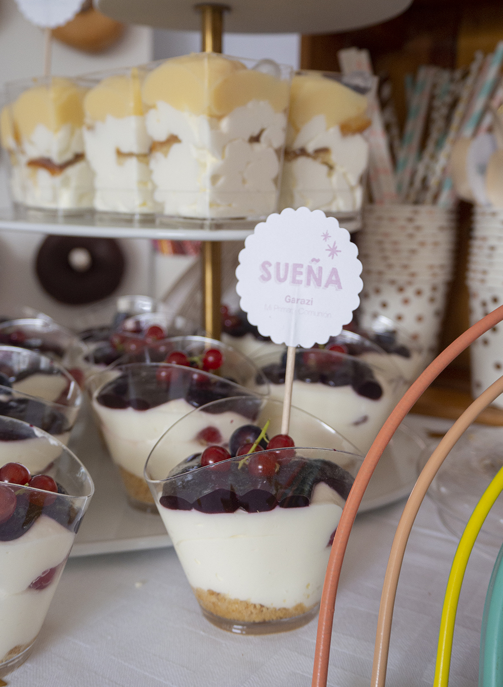 Comunión de la exploradora 2020 ¡Arco iris e deas deco a todo color!13